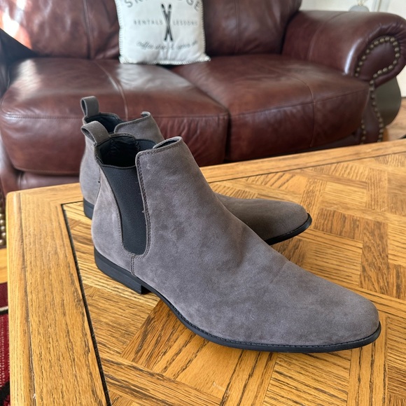 Men's Grey Faux Suede Chelsea Boots - Picture 5 of 9